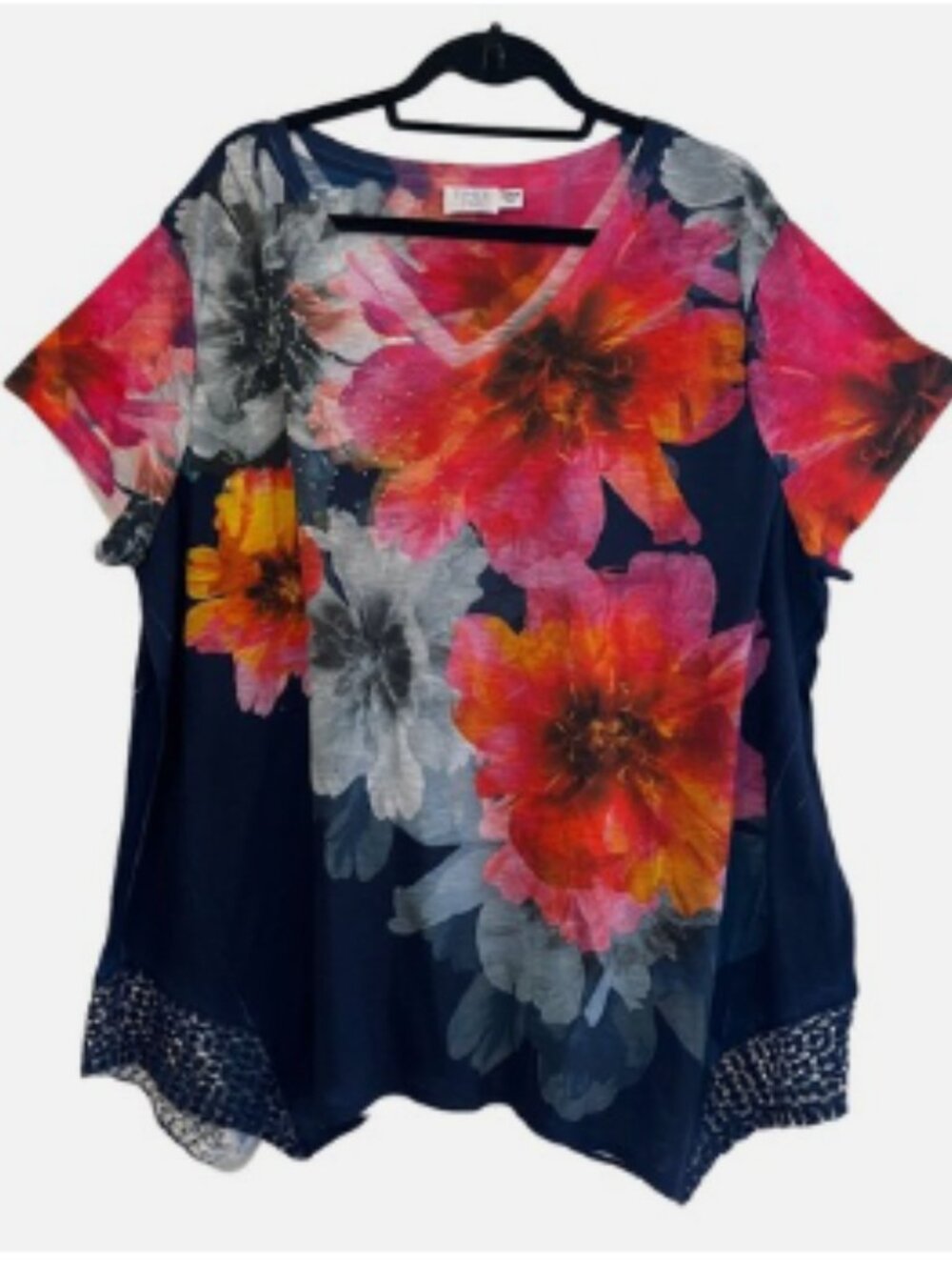 Time and Tru Navy V-Neck Tee with Pink and Orange Floral Print - Picture 1 of 8